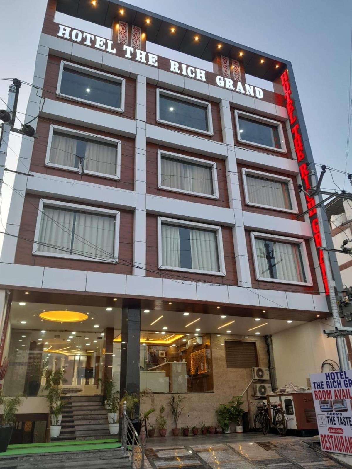 Hotel Taste Of India Agra  Exterior photo