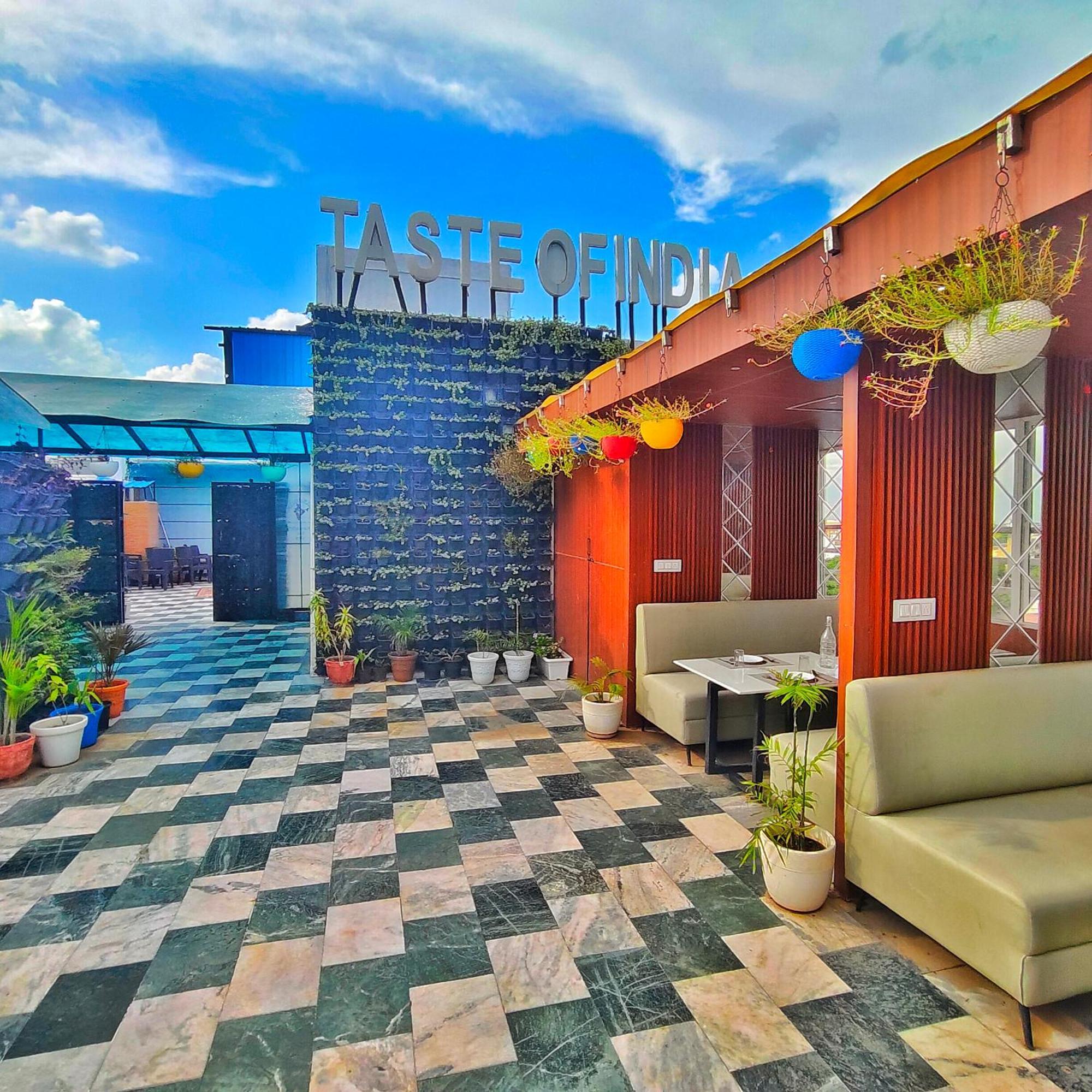 Hotel Taste Of India Agra  Exterior photo